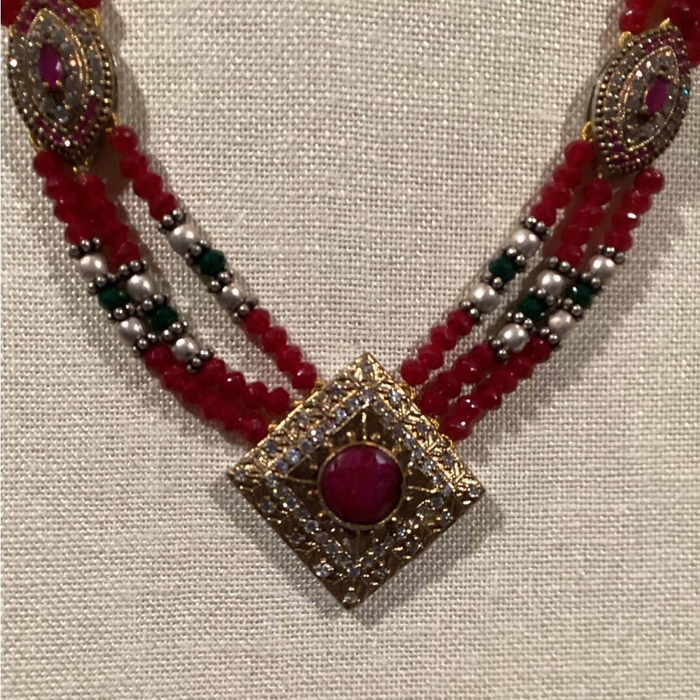 Sparkly Red Beaded Crystal Necklace with Square Embellished Pendant